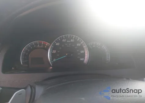 2014 Toyota Camry Se z USA, uszkodzony, nr VIN 4T1BF1FK7EU829049